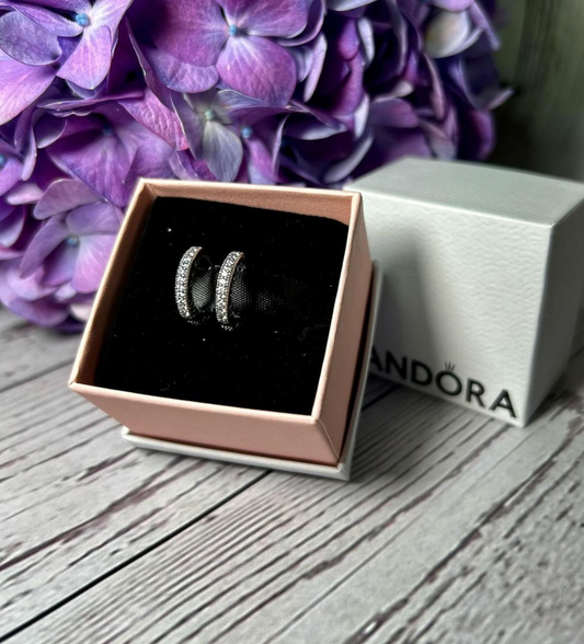 Aros Pandora - Pavé Heart Hoop Earrings